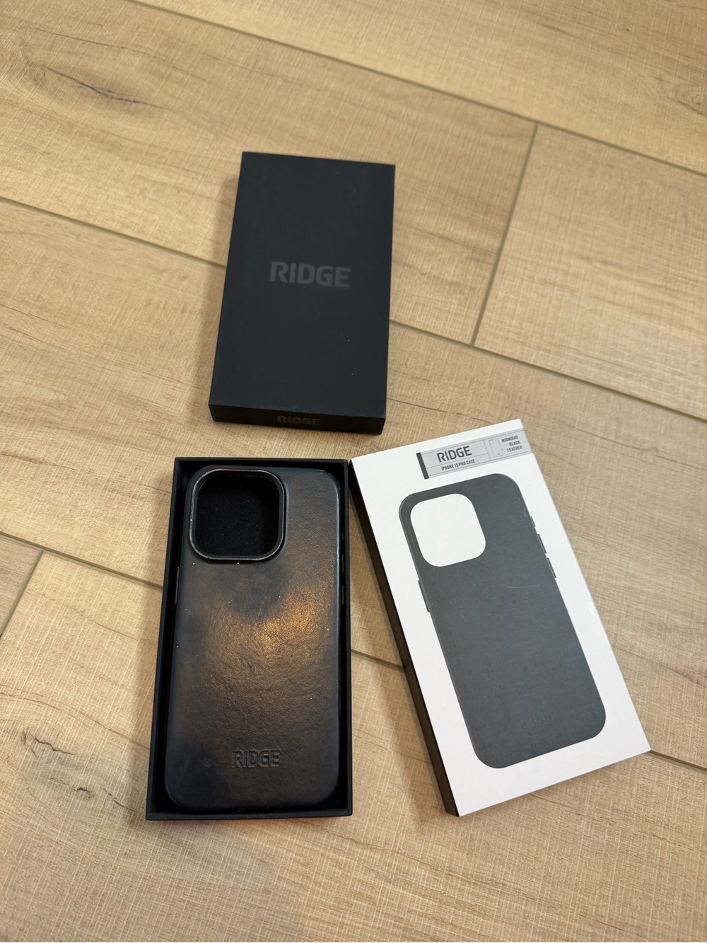 Ridge Leather iPhone 15 Pro Case Midnight Black MagSafe